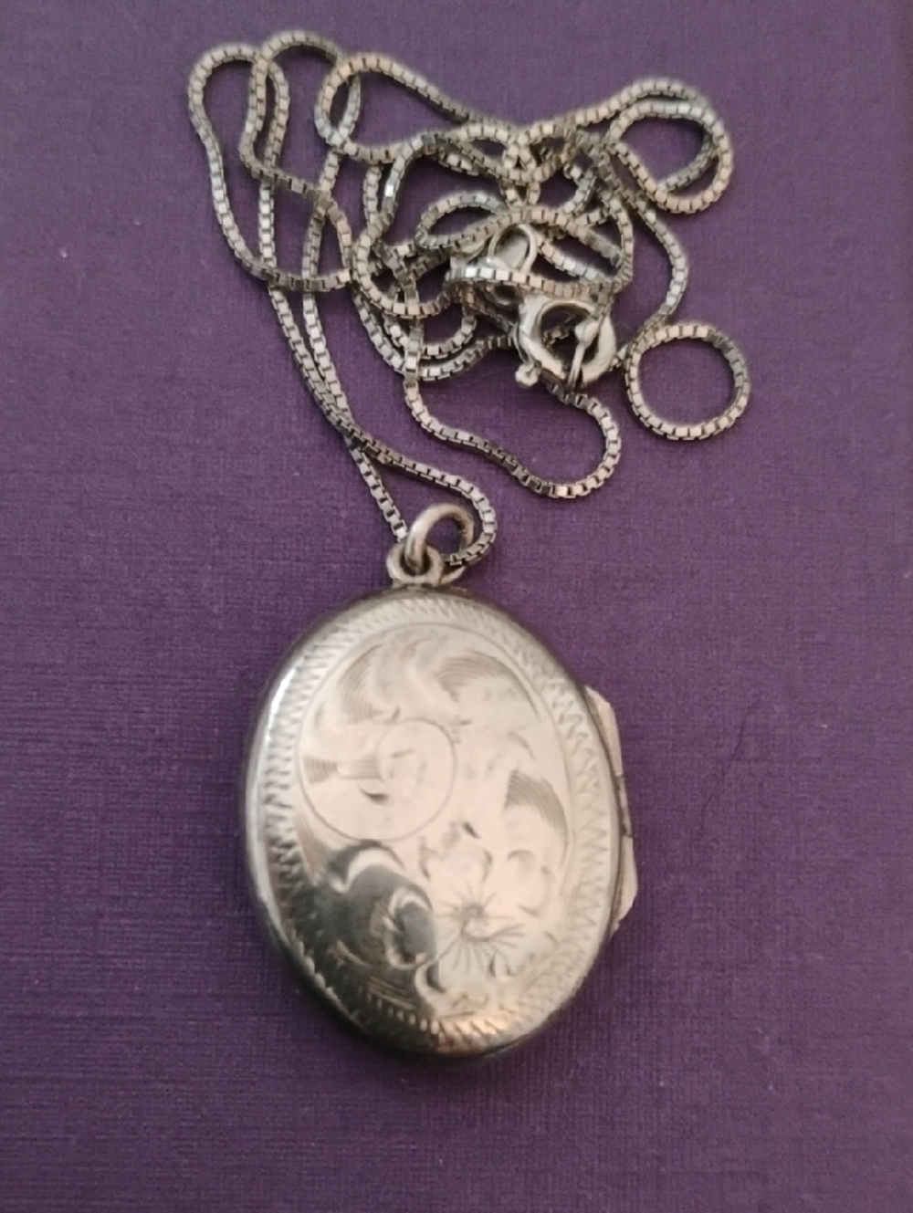 Engraved sterling silver Locket Necklace - Women Jewelry